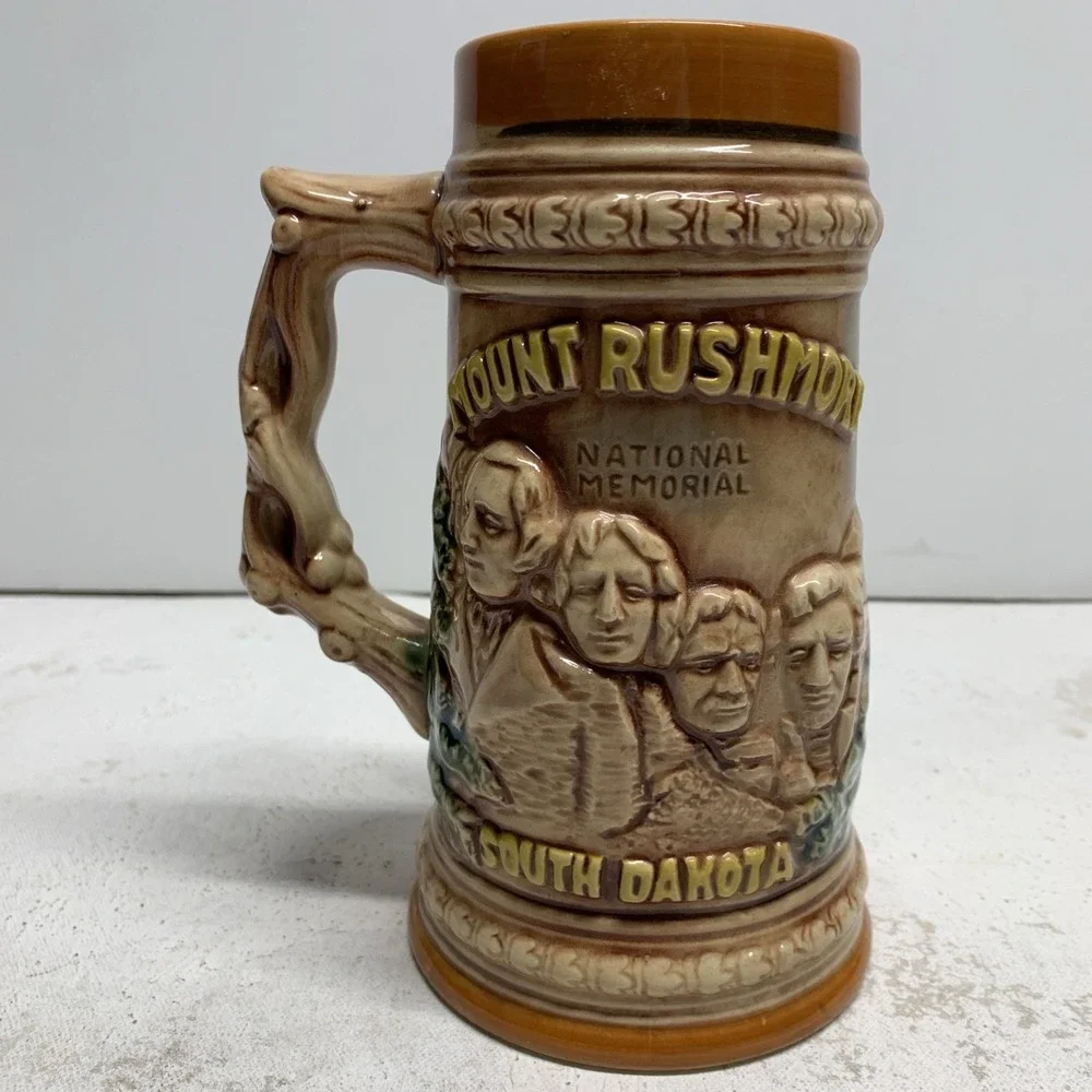 1960s-1970s South Dakota Mt Rushmore Corn Palace Beer Stein Mug Made in Japan